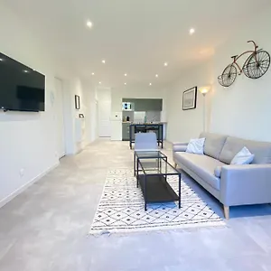  Appartement T3 2 Chambres-centre-ville Place D'armes Clim-wifi