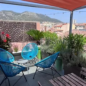 2 Pieces Avec Grande Terrasse - Centre De Toulon