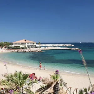 Les Ibis Location Entre Et Montagne Toulon